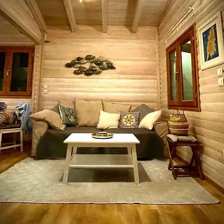 Semesterbostad The White House Above Egremni